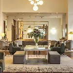 St Raphael Hotel