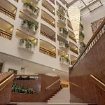 St Raphael 5* Лимасол