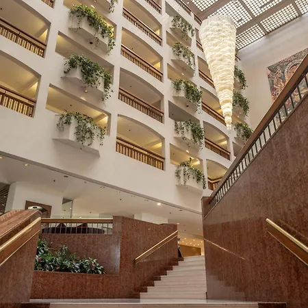 St Raphael 5* Limassol