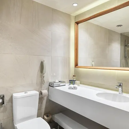 Hotel St Raphael & Marina Limassol