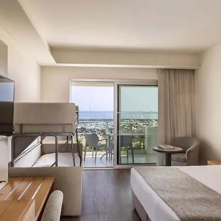 Hotel St Raphael & Marina Limassol