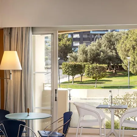 St Raphael & Marina Hotel 5*