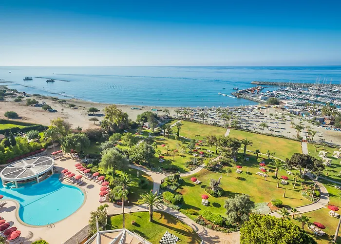 St Raphael 5* Limasol