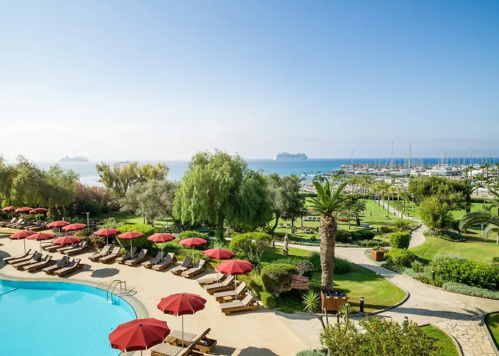 St Raphael 5* Lemesos