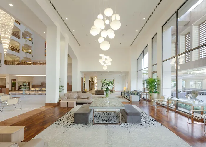 St Raphael Szálloda 5*