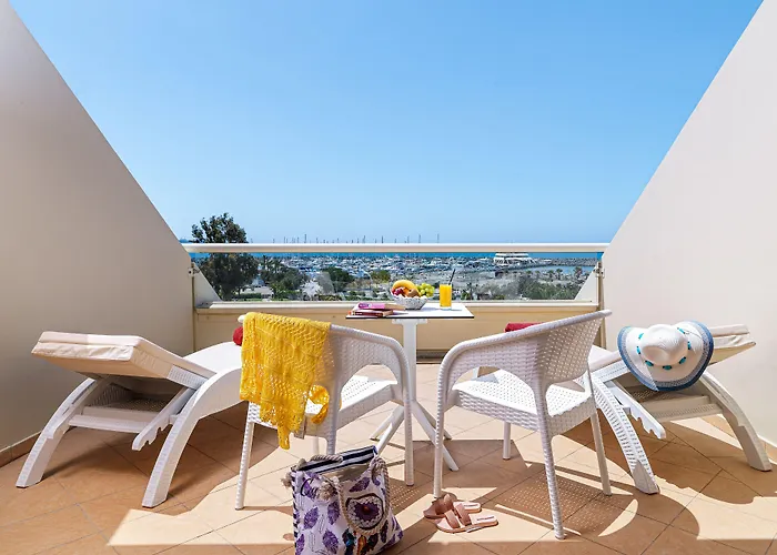 Hotell St Raphael 5*