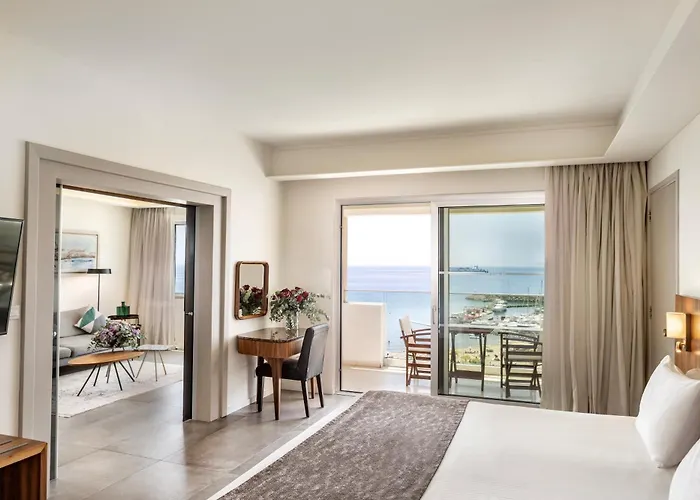 St Raphael Szálloda 5*