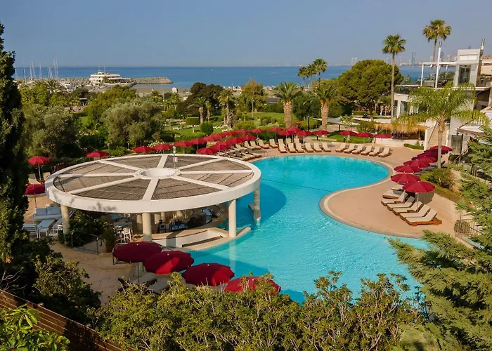 St Raphael Hotel Lemesos